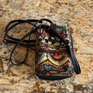 Sakroots Artist Circle Smartphone Wallet Wristlet Crossbody